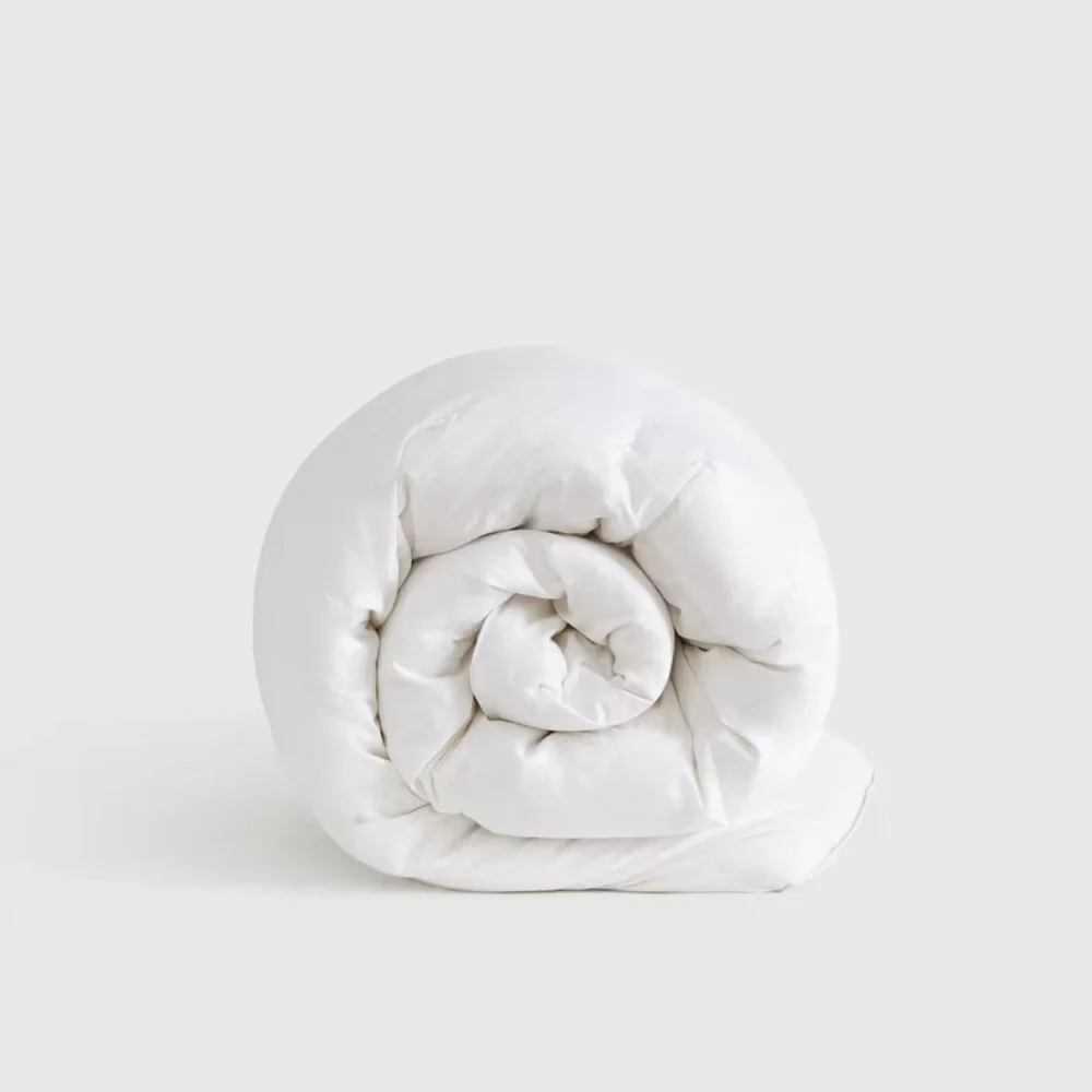QUINCE All season Premium Down Alternative Down Comforter KING/CAL KING